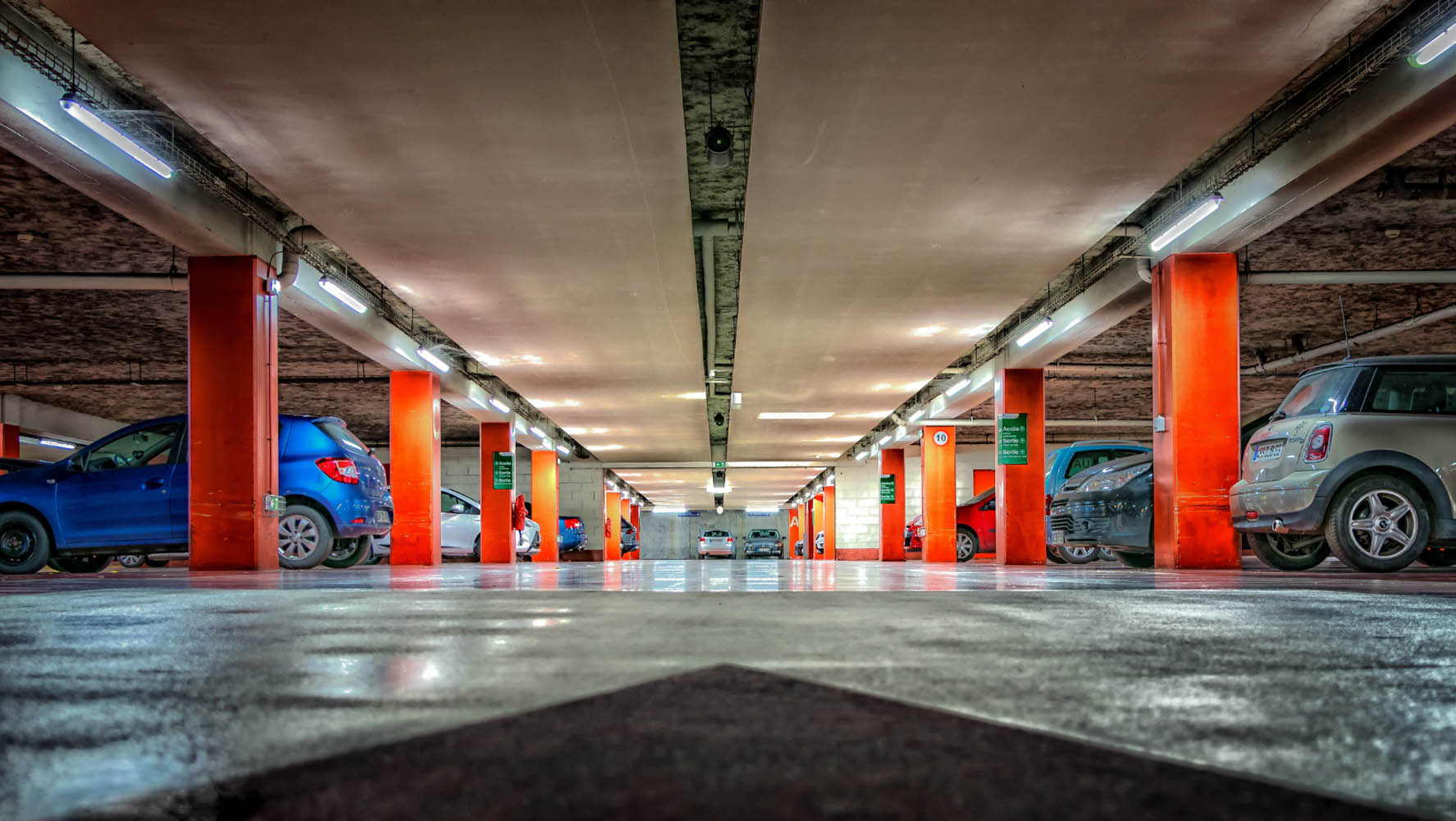 Pulizie parcheggi commerciali Ascoli Piceno e provincia